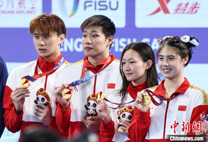 张雨霏双冠加冕 中国队游泳赛场斩获两金