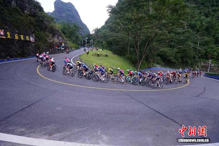 环广西公路世界巡回赛皇后赛段：保罗·达博夺阶