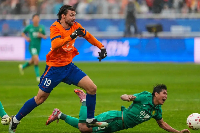 山东泰山主场迎战大连英博 希望逆转颓势冲击连