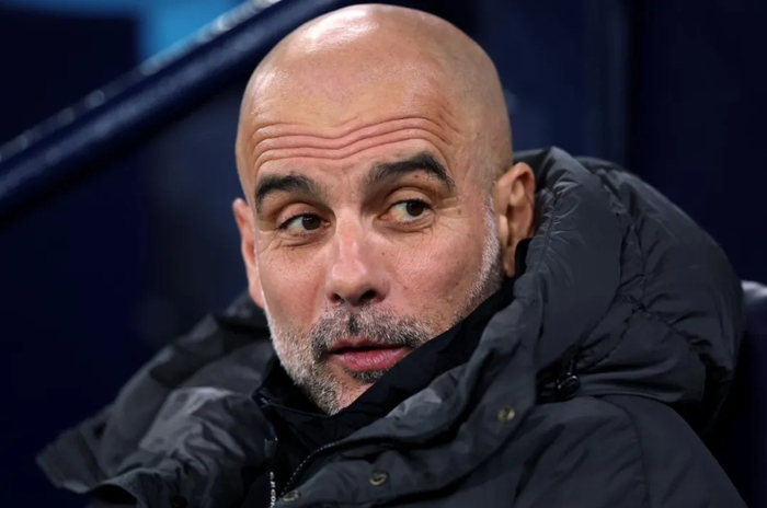 皇马签约18岁前锋引热议，弗里克续约巴萨至20